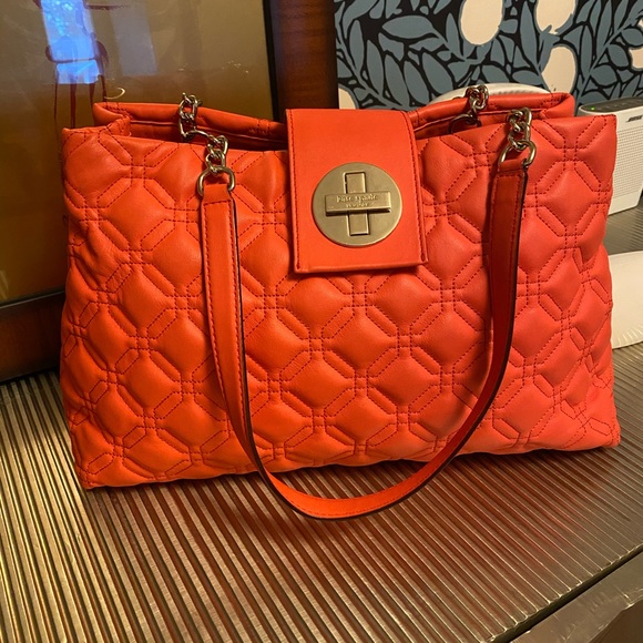 kate spade Handbags - Kate Spade Quilted Coral Handbag